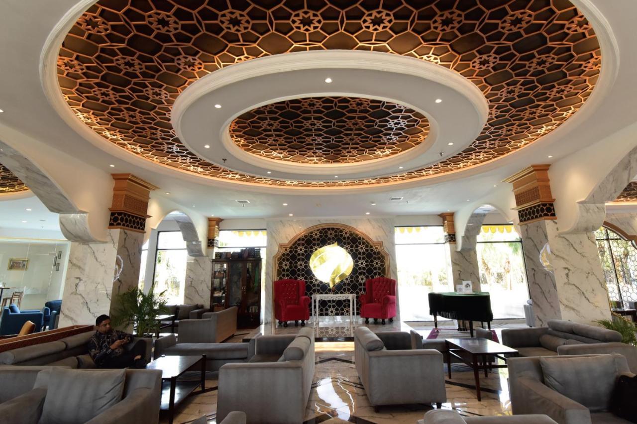 Hermes Palace Hotel בנדה אקה מראה חיצוני תמונה