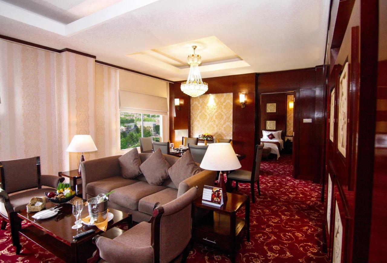 Hermes Palace Hotel בנדה אקה מראה חיצוני תמונה