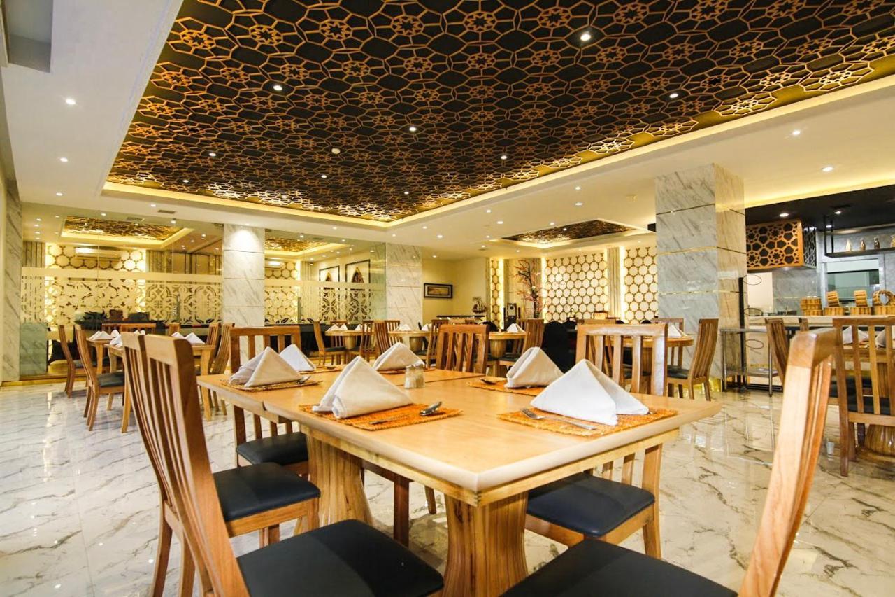 Hermes Palace Hotel בנדה אקה מראה חיצוני תמונה