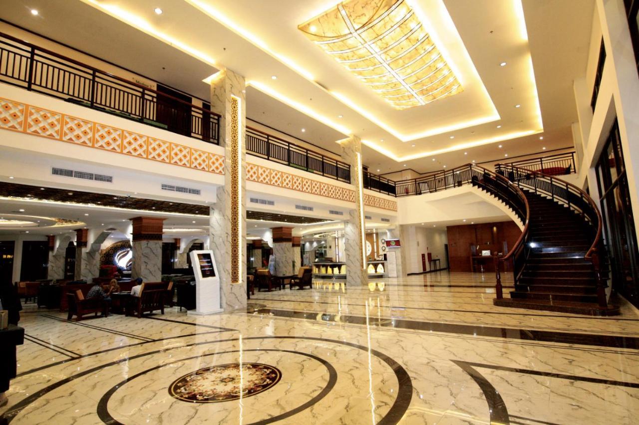 Hermes Palace Hotel בנדה אקה מראה חיצוני תמונה