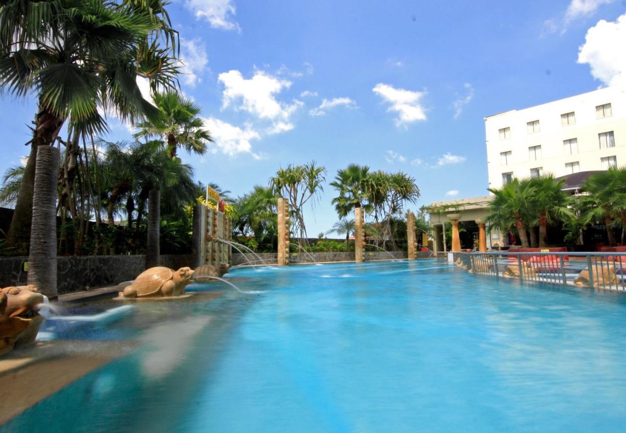 Hermes Palace Hotel בנדה אקה מראה חיצוני תמונה