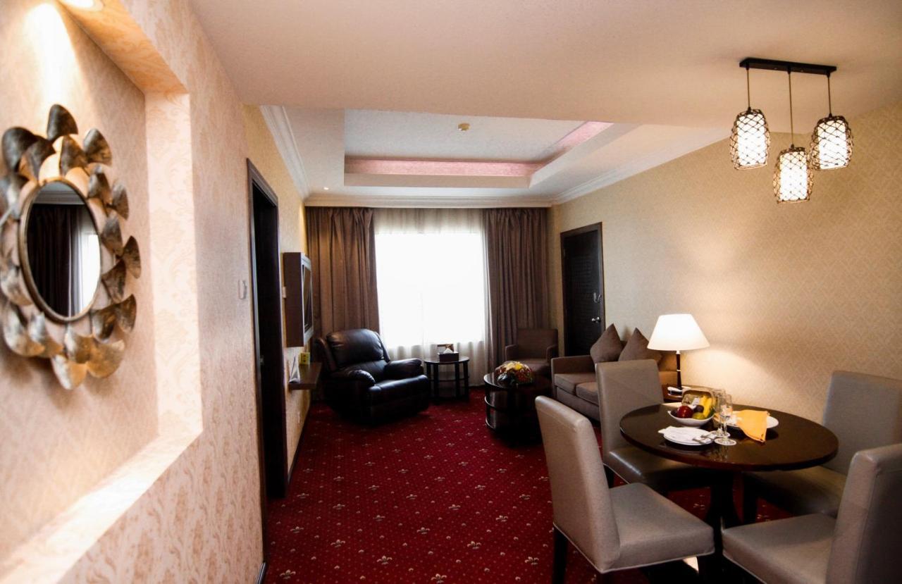 Hermes Palace Hotel בנדה אקה מראה חיצוני תמונה