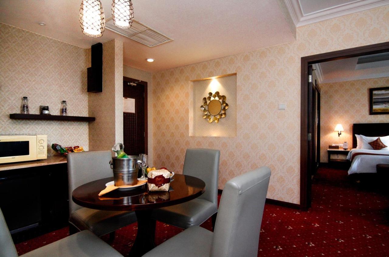 Hermes Palace Hotel בנדה אקה מראה חיצוני תמונה