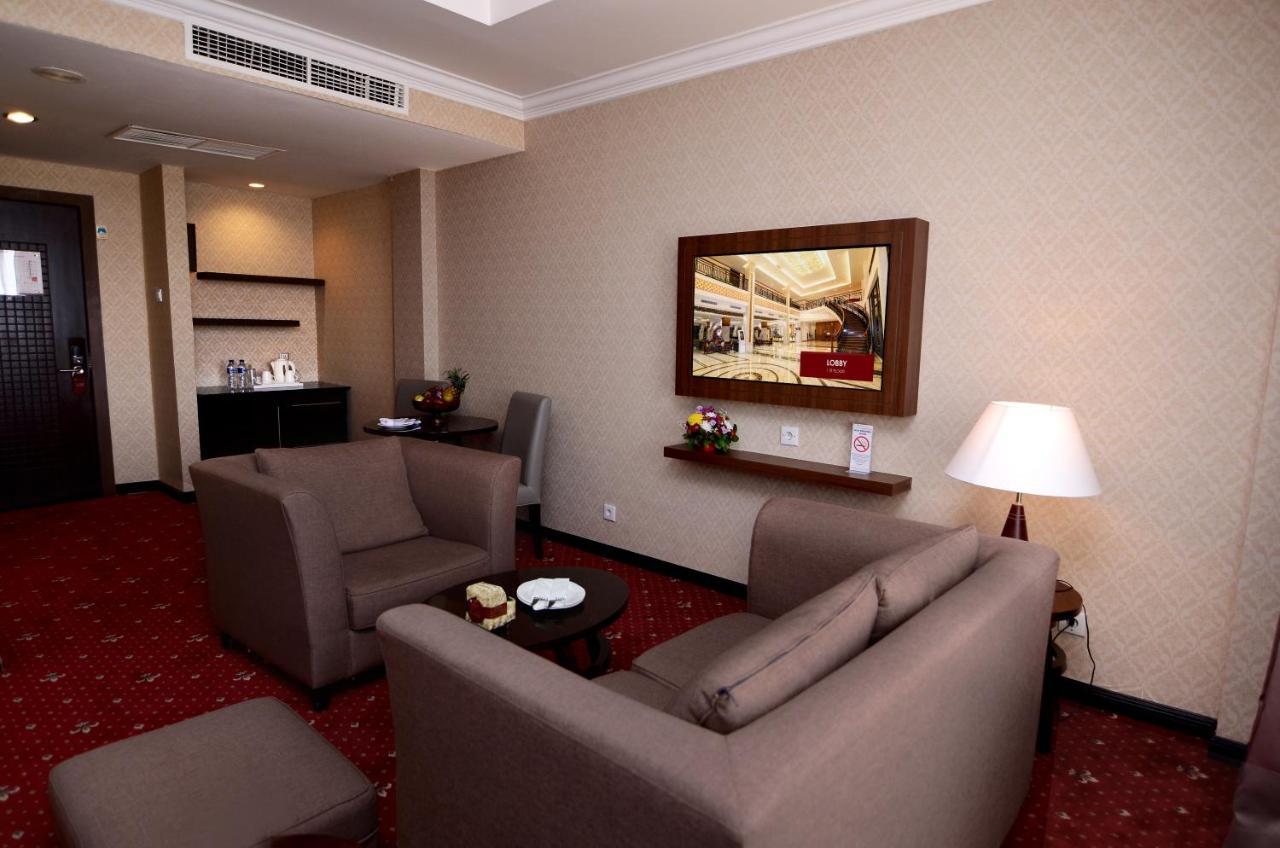 Hermes Palace Hotel בנדה אקה מראה חיצוני תמונה