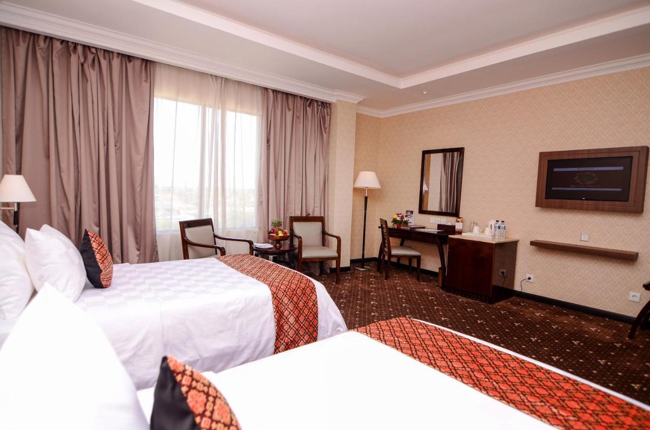 Hermes Palace Hotel בנדה אקה מראה חיצוני תמונה