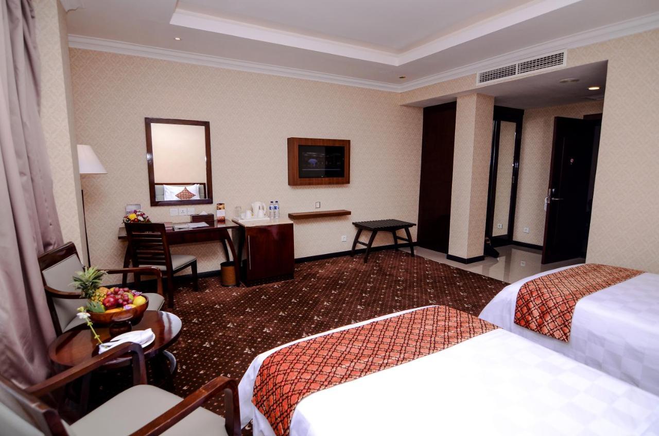 Hermes Palace Hotel בנדה אקה מראה חיצוני תמונה